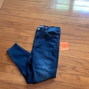 Say 16 celebrity pink skinny jean